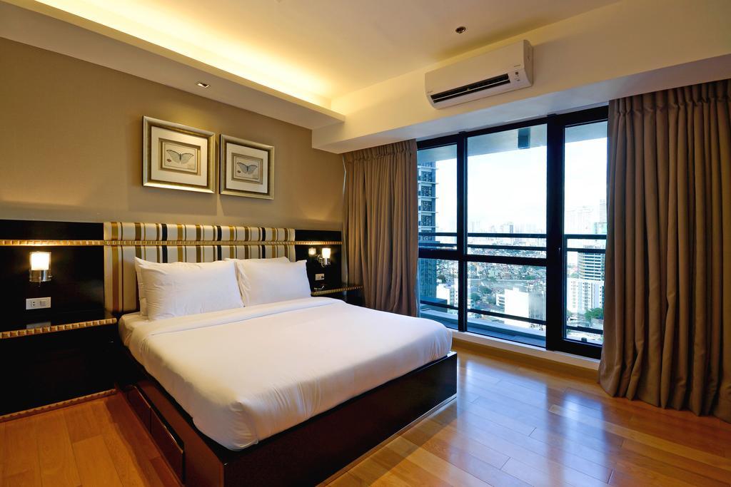 Milano Versace Suites Makati City Exterior foto