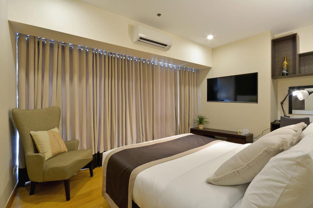 Milano Versace Suites Makati City Exterior foto