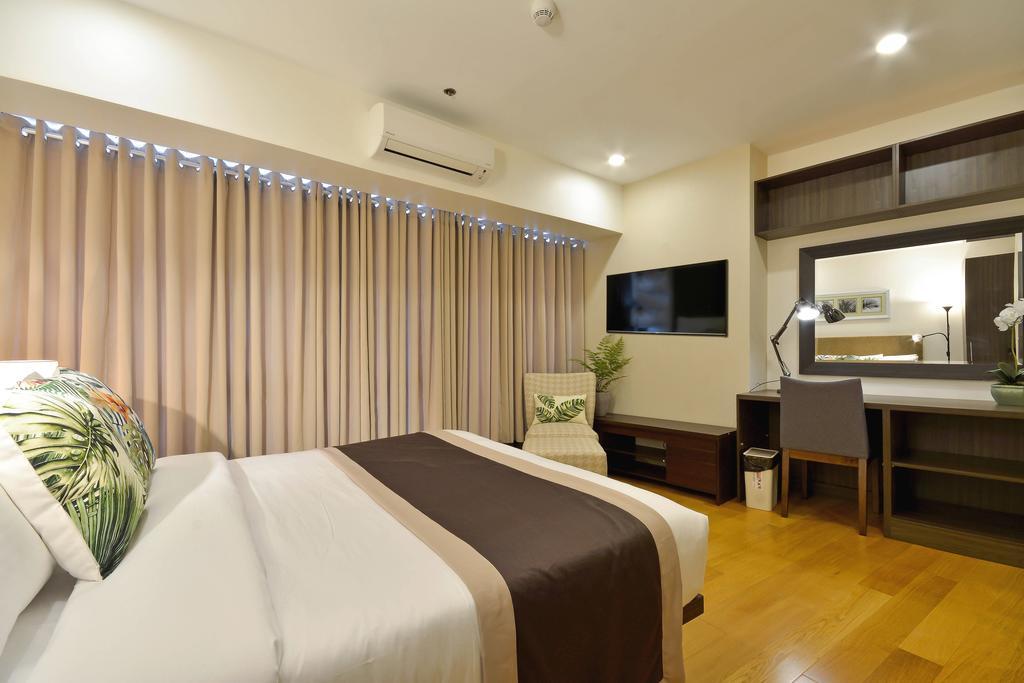 Milano Versace Suites Makati City Exterior foto