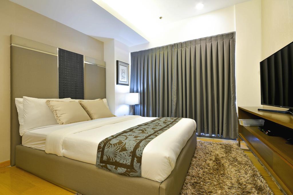 Milano Versace Suites Makati City Exterior foto